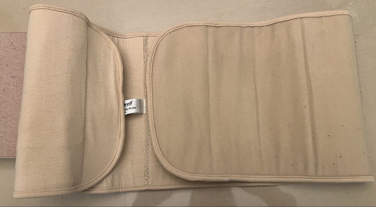 Gürtel: Belly-Binder Rückbildungsgürtel – Gebraucht aus Oftringen von GPierro 2