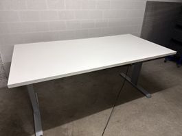 Verstellbarer Schreibtisch Actiforce, Top Zustand!
