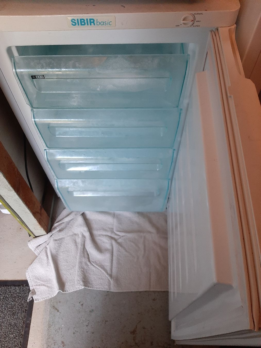 Gefrierschrank: Gefrierschrank – Gebraucht aus Uetikon am See von bada99 2