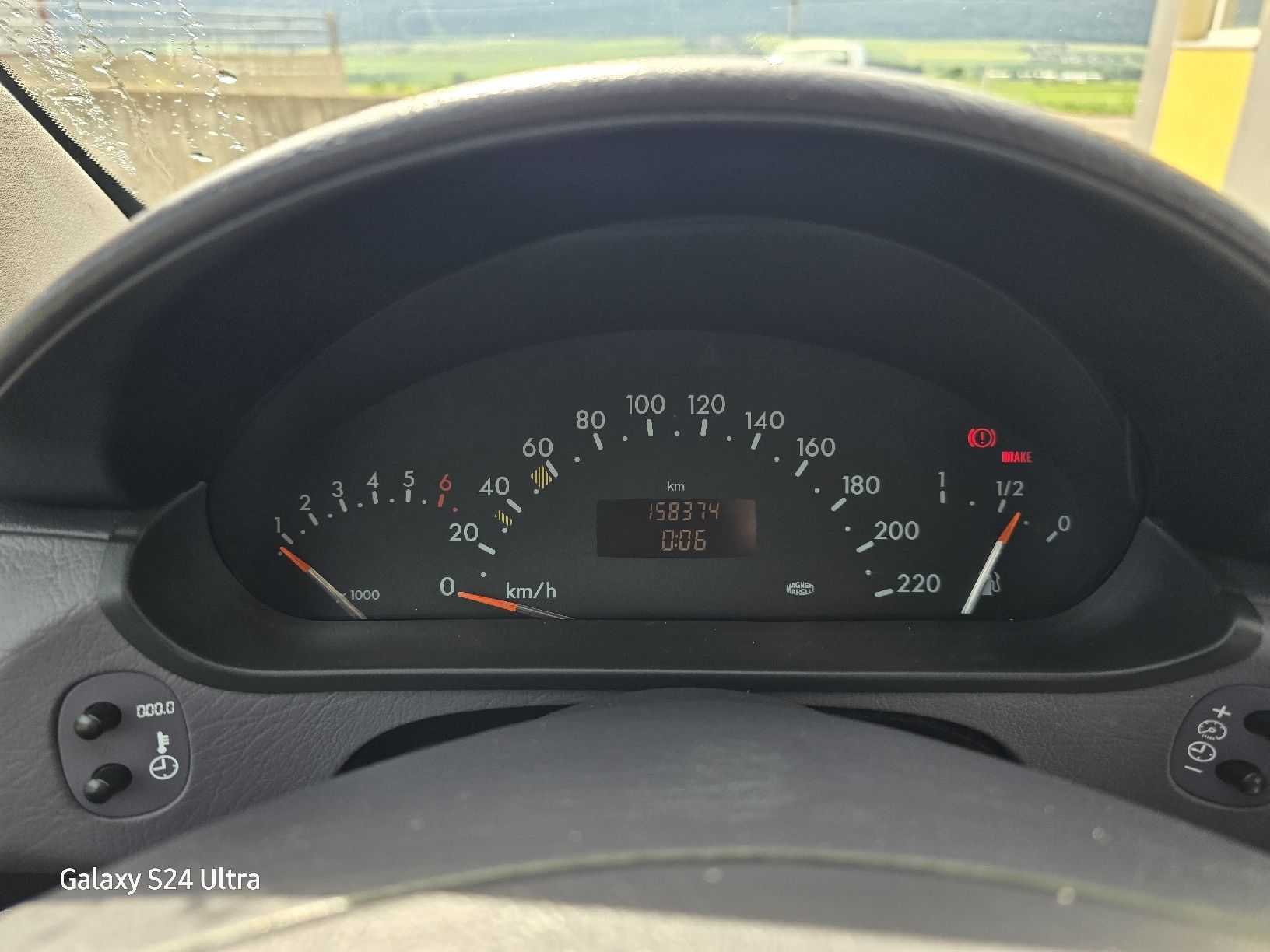 Mercedes-Benz Automobili: MERCEDES-BENZ CLASSE A 160 – Usato da CERNIER venduto da GarageConcept-Car 8