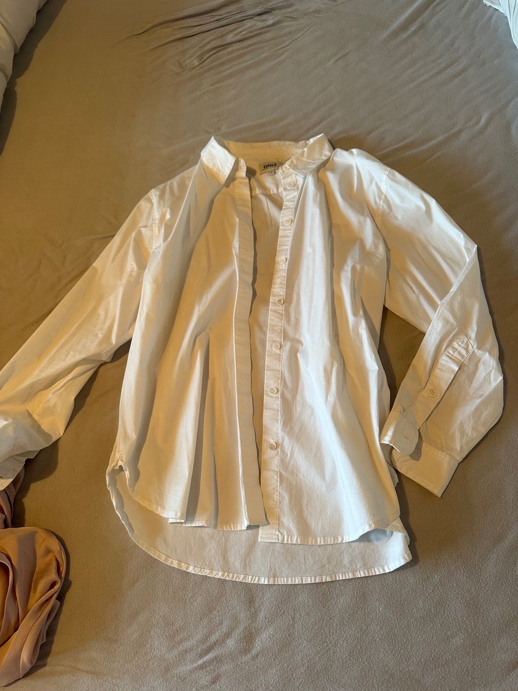 Blusen: Hemd/Bluse weiss  -  Grösse: S – Gebraucht aus Oberhofen Thun'see von ClaudiaKelesh 4