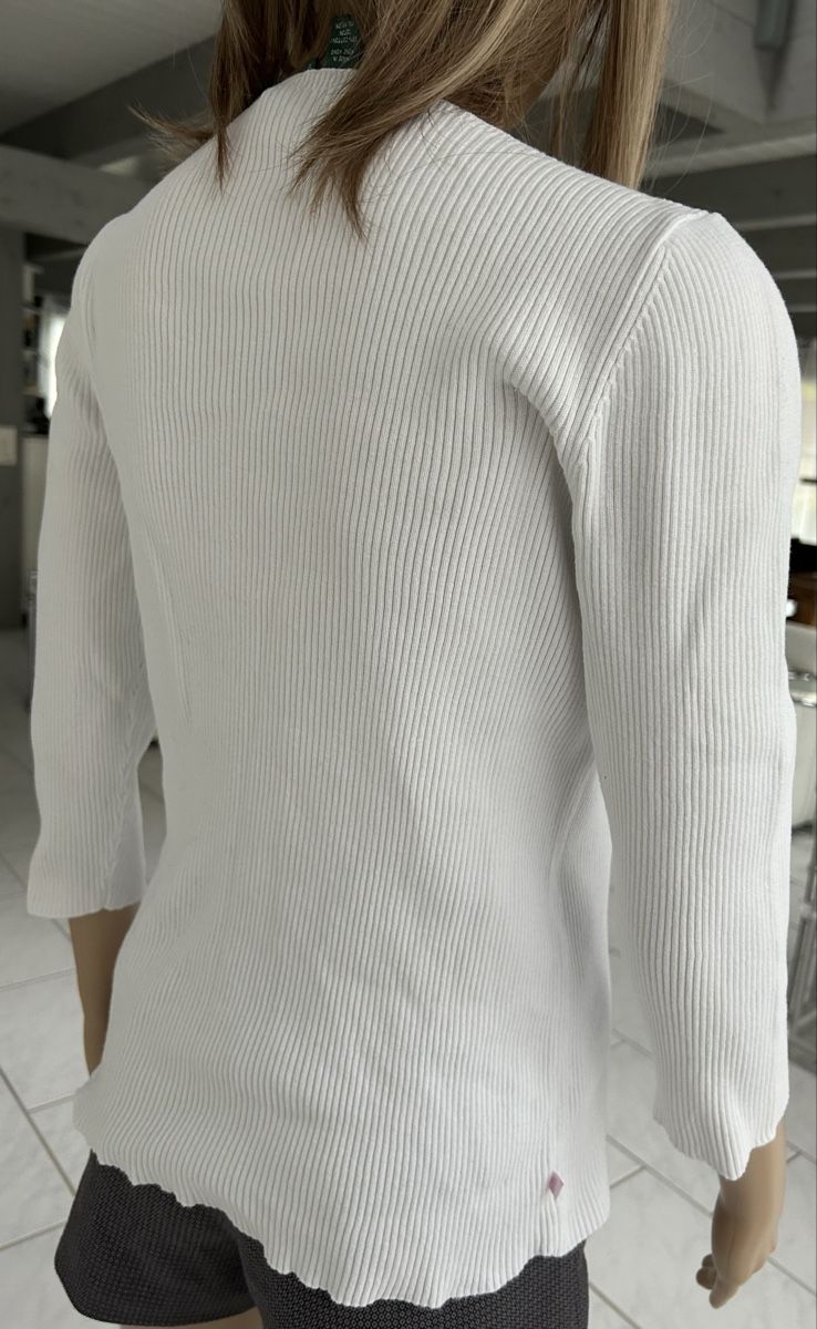 Ralph Lauren Maglioni & Felpe: Ralph Lauren White Top, Ribbed, Size M, Great Cond. – Usato da Saland venduto da ele_vc96 3