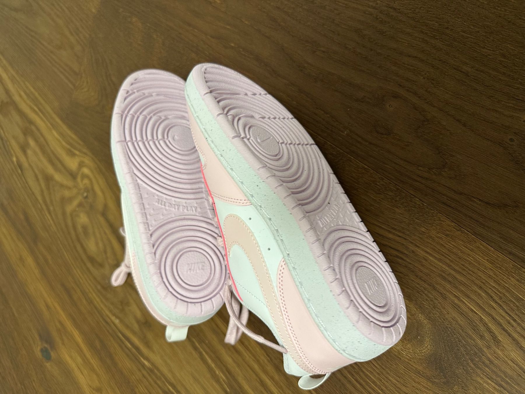 Nike Scarpe per ragazze: NEU Nike Turnschuhe Grösse 38 – Nuovo e nell'imballaggio originale da Brunnen venduto da annitime 2