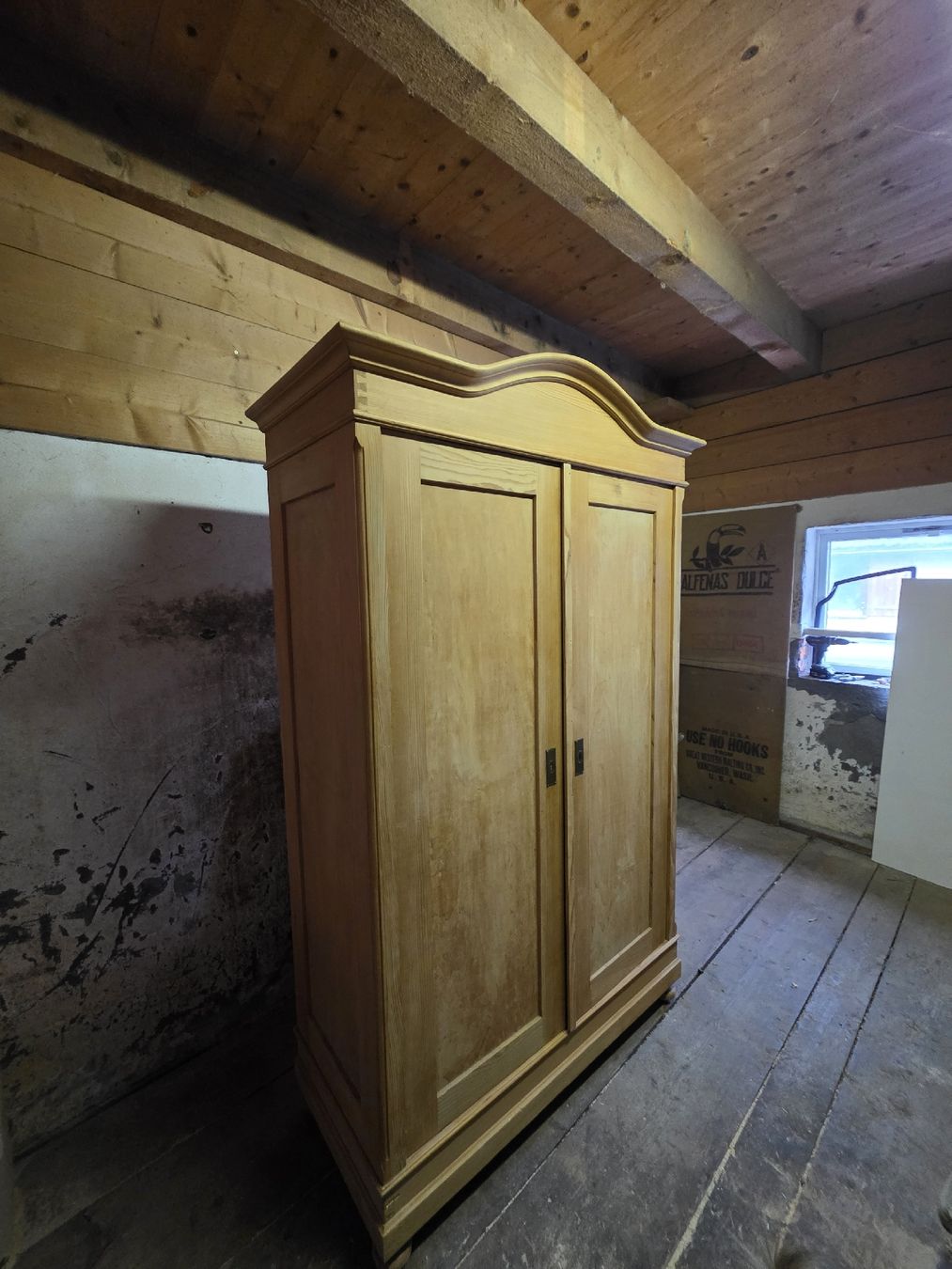 Armadi: Massiver Tannenholz Schrank – Usato da Montlingen venduto da Eifach_nur_Bellinda 1