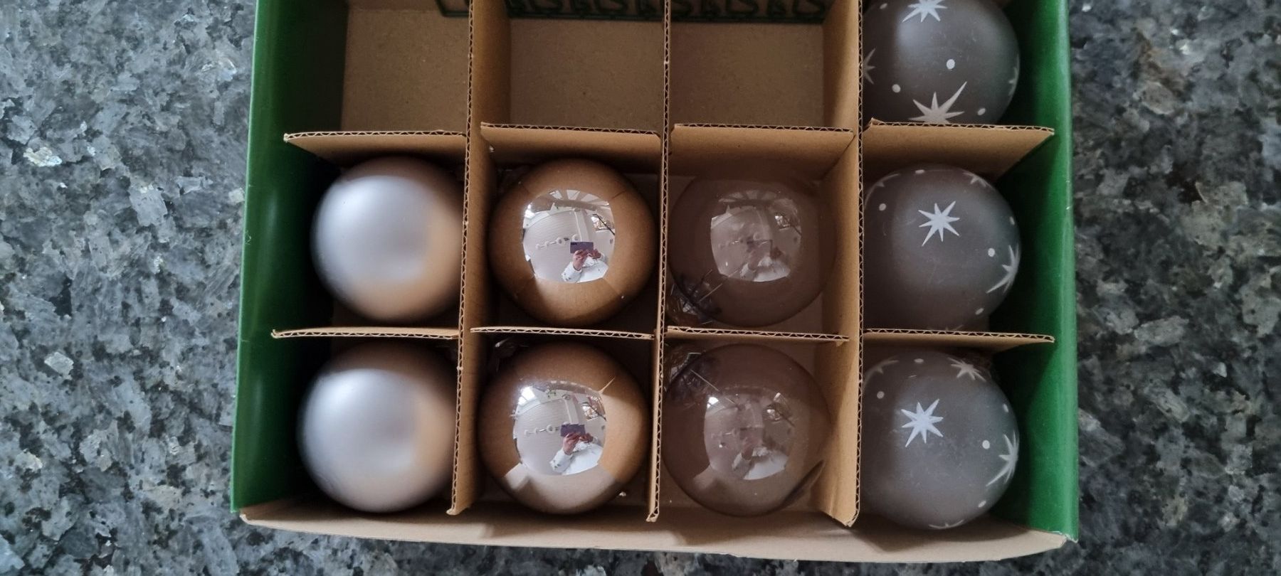 Alle Dekorationen: Wunderschöne Weihnachtskugeln Silber/Grau, Vintage Look – Neu (gemäss Beschreibung) aus egliswil von Maggy6