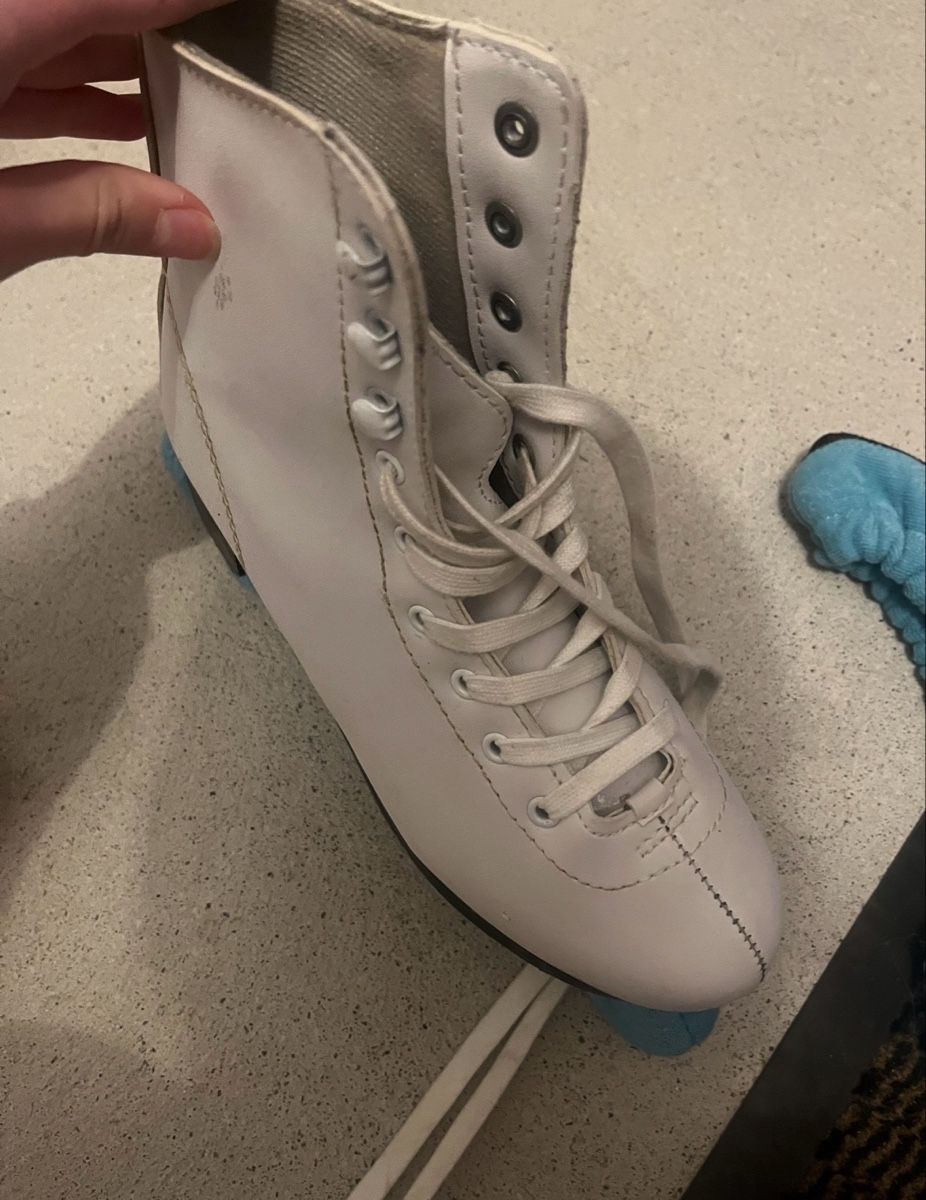 Schlittschuhe: Schlittschuhe  – Gebraucht aus Wetzikon ZH von eli_kg9j 3
