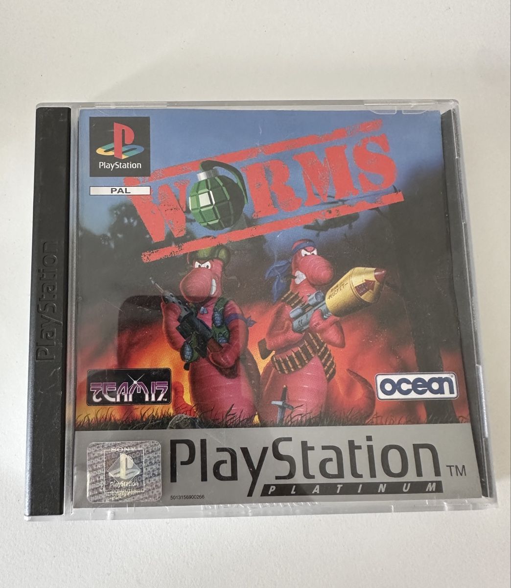 Sony Spiele: Worms Platinum Edition / Playstation 1 – Gebraucht aus Oberengstringen von sasej