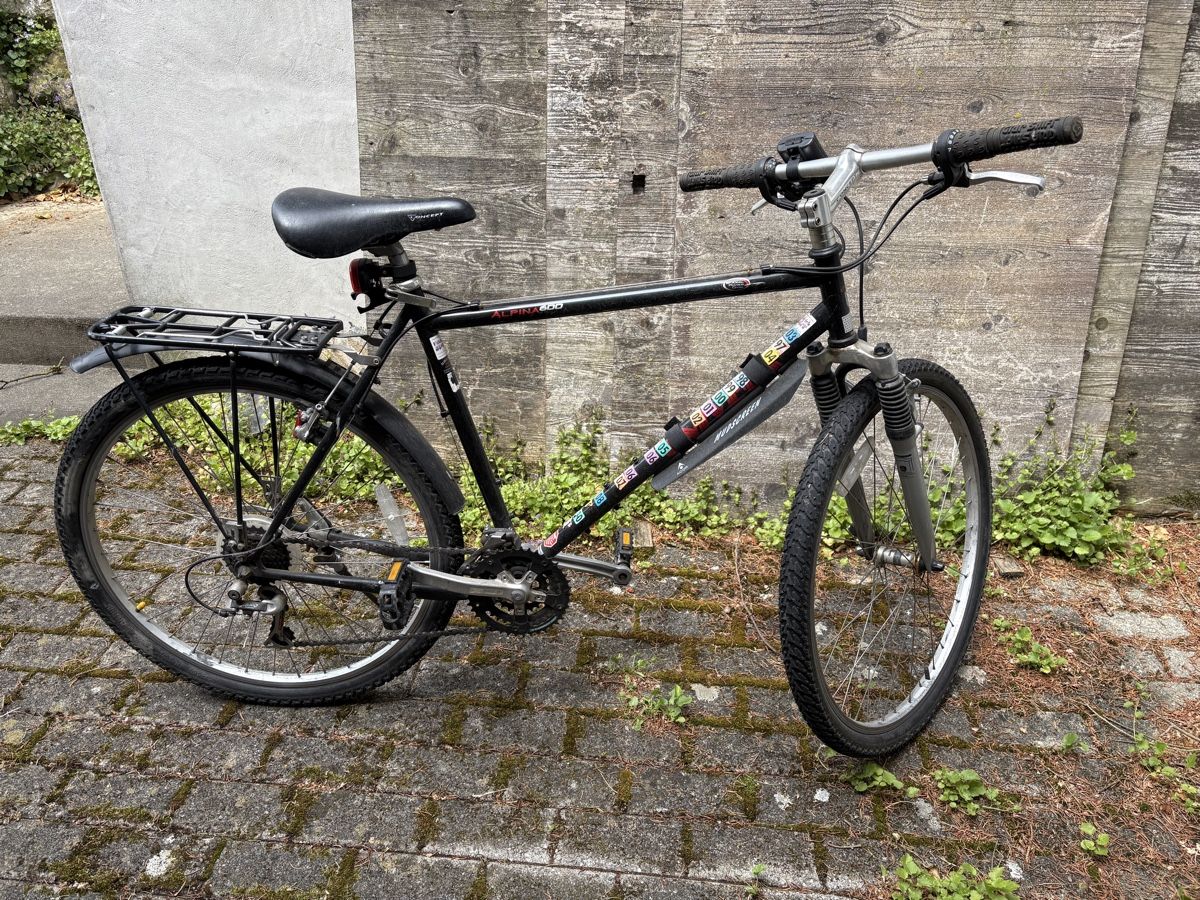 Alpina Velos: Velo schwarz gebraucht  – Gebraucht aus St.Margrethen SG von bettyblue