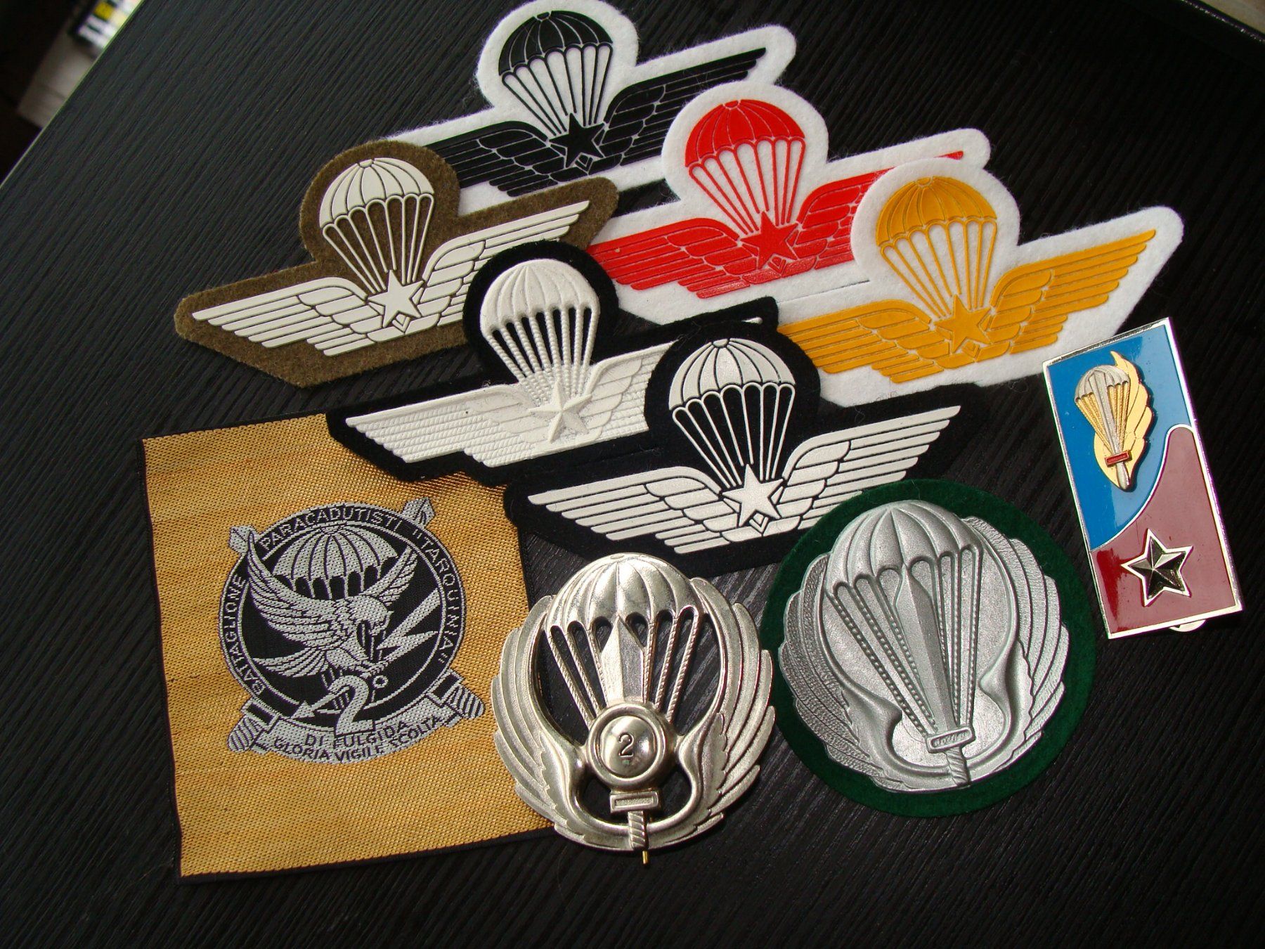Placchette & Badge: Lot de l'armée italienne, anciens – Usato da Cuarny venduto da hen_g7hn 1