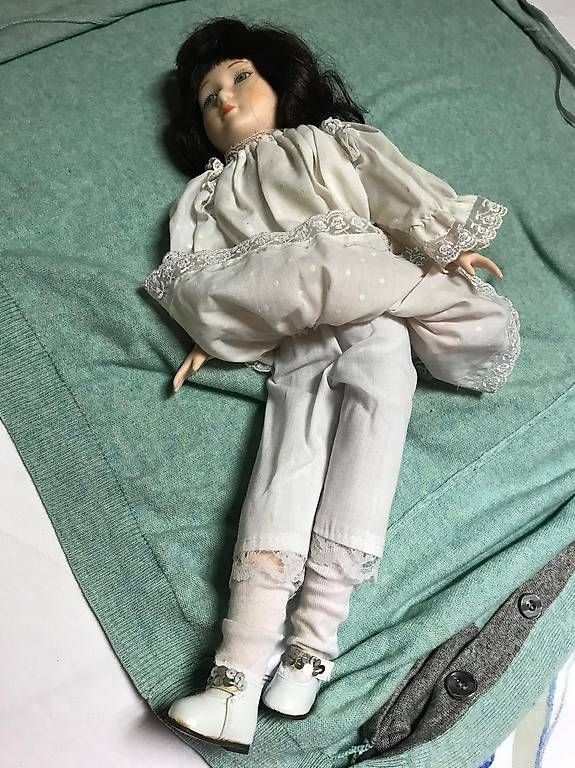 Poupées: Poupée ancienne en porcelaine – D'occasion à Estavayer-le-Lac par mar_2s6b 5
