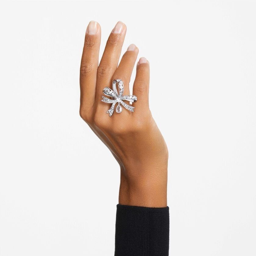 Swarovski Ohrringe & -stecker: Ring - Ohrringe Schleife  Grösse neuwertig – Gebraucht aus Solothurn von Monteaurora 7