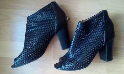 Scarpe da donna: Bottines en cuir gr 38 – Usato da Icogne venduto da cen_h97r 3