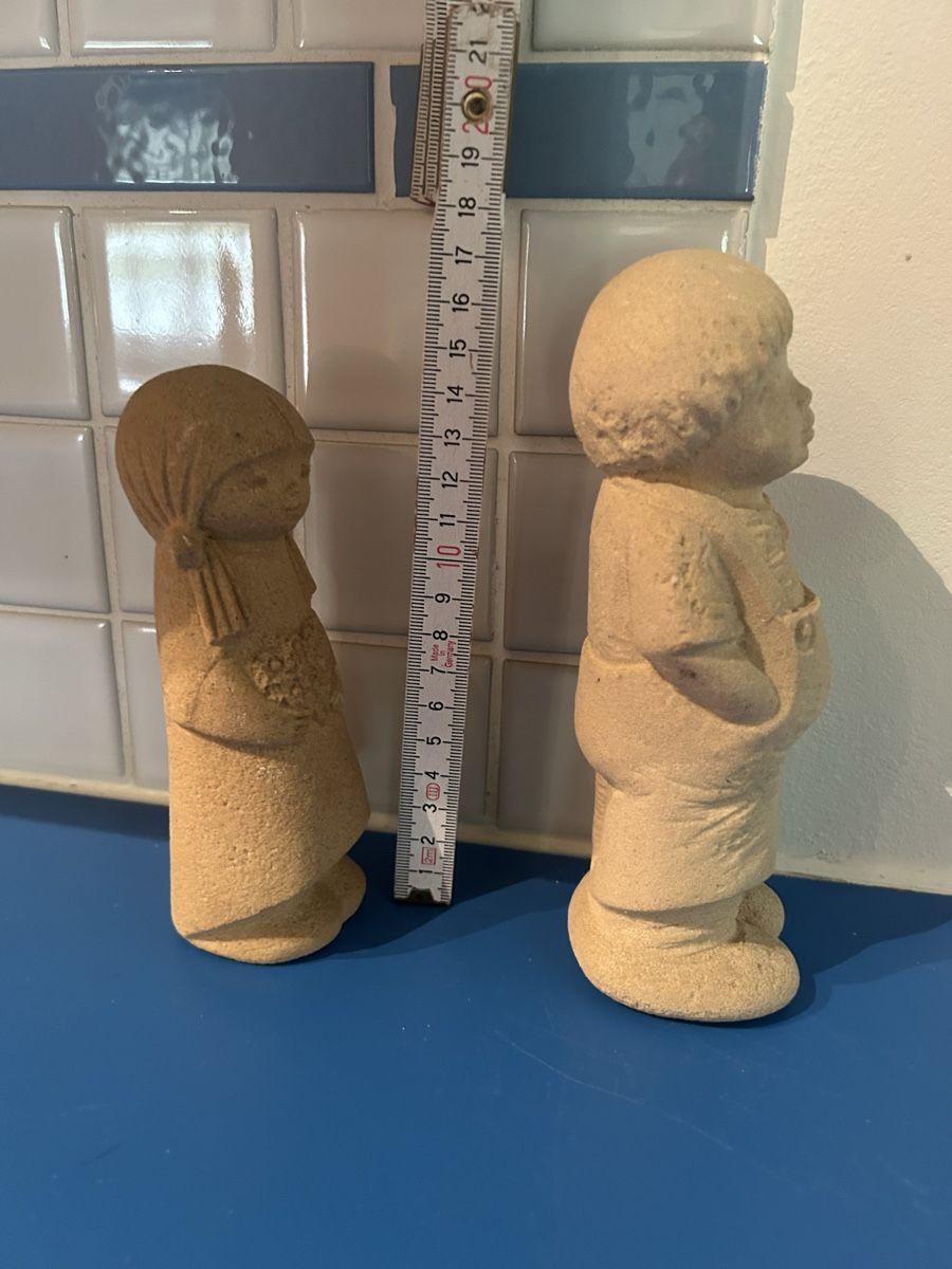 Statuette: Figuren aus Sandstein  – Usato da Bülach venduto da larson27 2