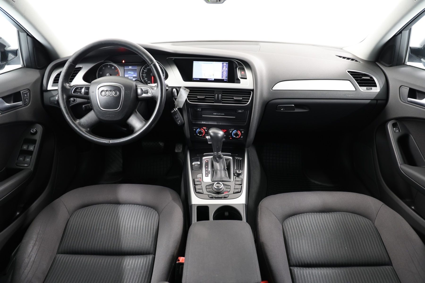 Audi Autos: AUDI A4 Avant 1.8 TFSI multitronic – Gebraucht aus Rümlang von AlbiniAutoGmbH 9