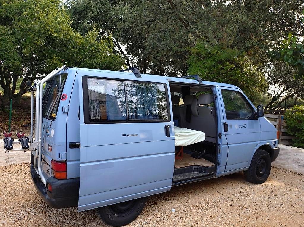VW Camping Fahrzeuge: Ausgebauter Camper frisch ab MFK – Gebraucht aus Rümlang von fexxu