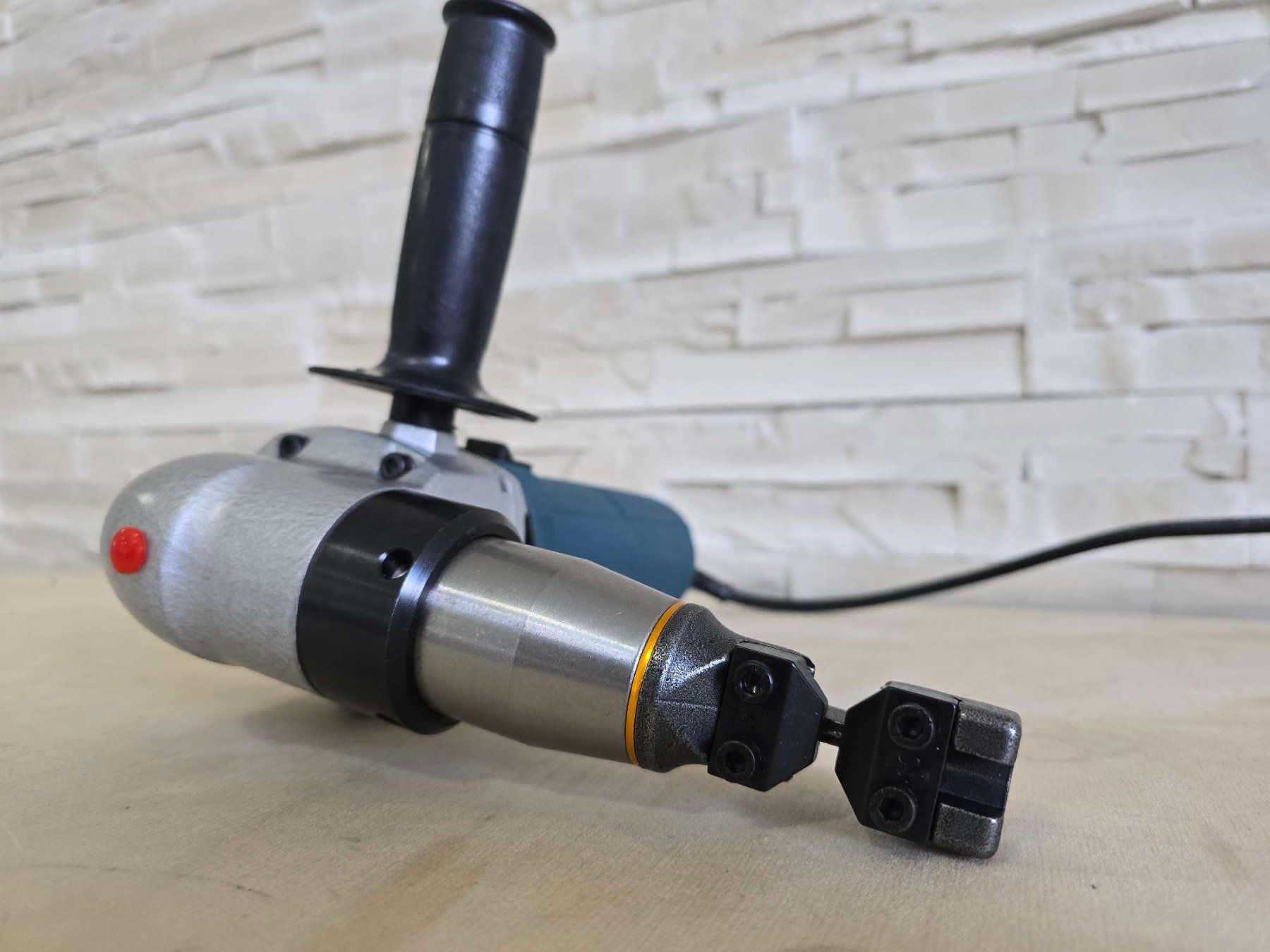 Tutti gli attrezzi: Elektro Blechnibbler 625 W elektrische Blechschere Knabber – Nuovo (secondo la descrizione) da Baar venduto da Werkzeugzentrum 3