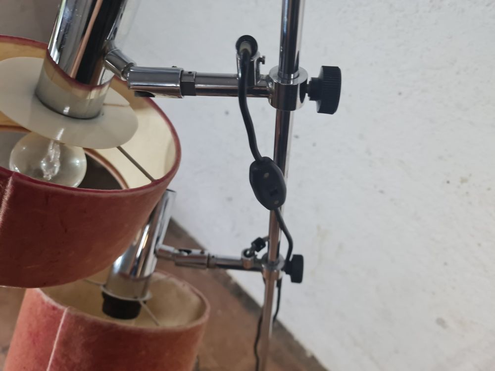 Lampes: Stehlampe 2-flammig verstellbar Chrom Samtschirme Vintage – D'occasion à Obfelden par Vintagebude 9