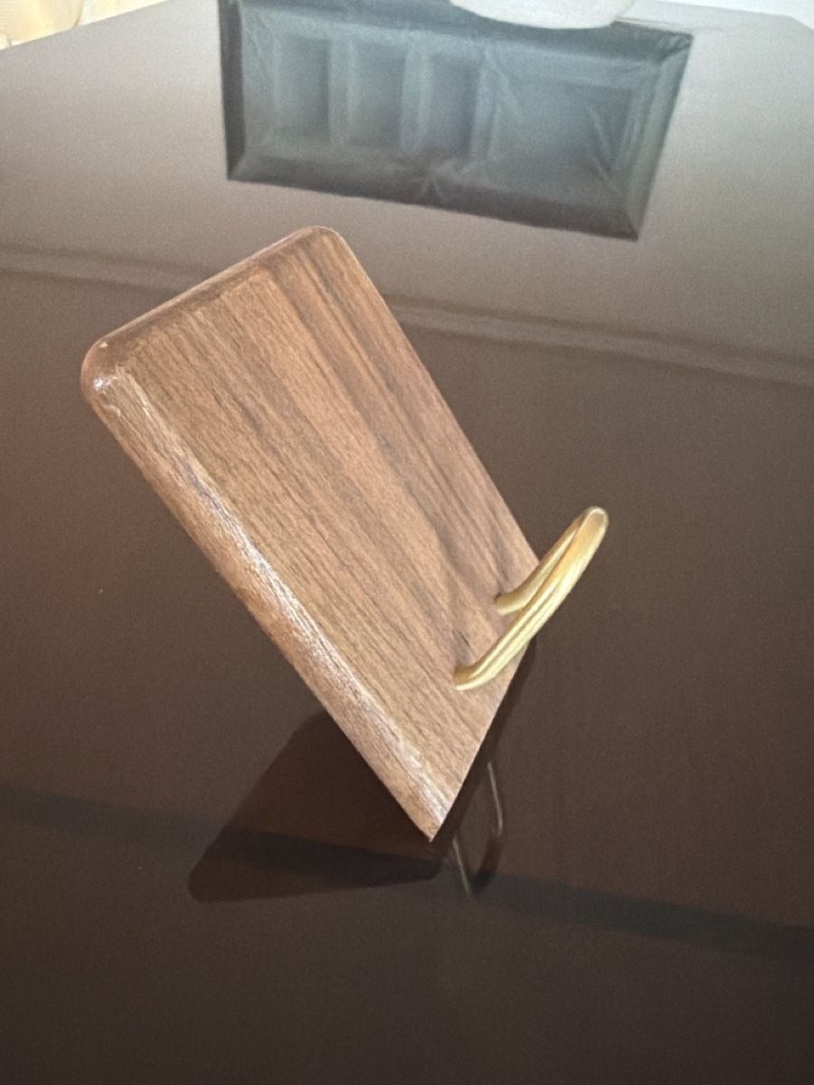 Staffe: Holz Smartphone Halterung mit Messing Ständer Neu – Usato da Zürich venduto da joyfulgrace 2