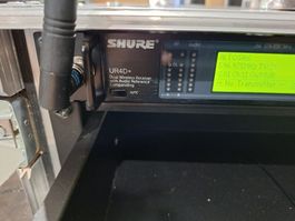 Shure UR4D+ Funkempfänger mit zwei UR1 Sendern J5E