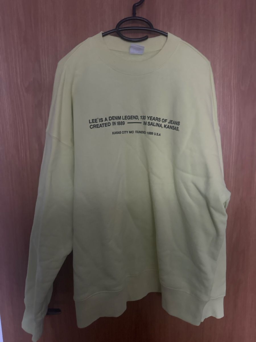 Lee Pullover & Sweatshirts: Pullover Lee x H&M Grösse L – Gebraucht aus Bazenheid von mrslvtdc