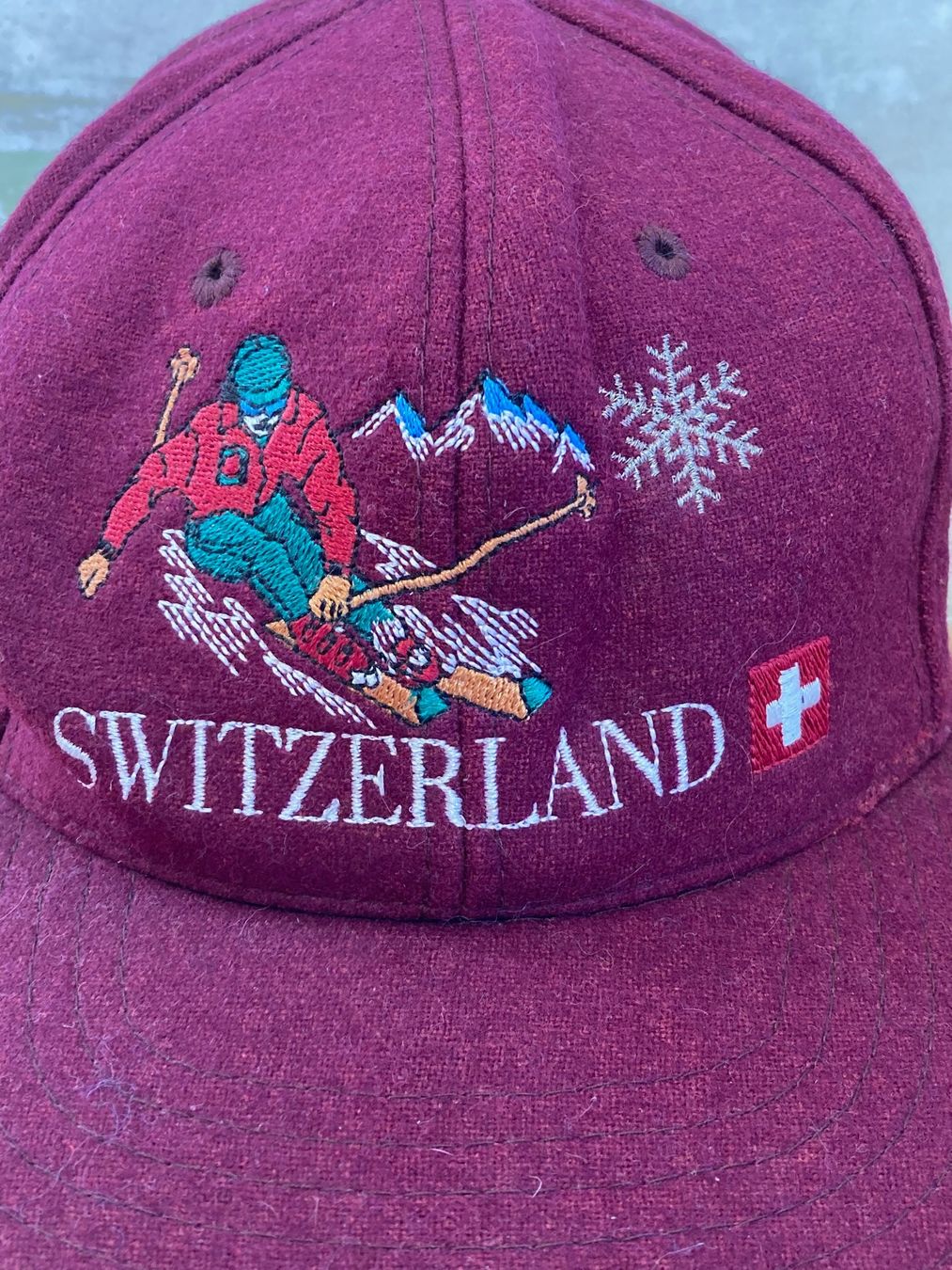 Copricapi, berretti & cappellini: Vintage 90s Cap Switzerland Ski Wool Embroidered 6-Panel – Usato da Zürich venduto da le_souk 1