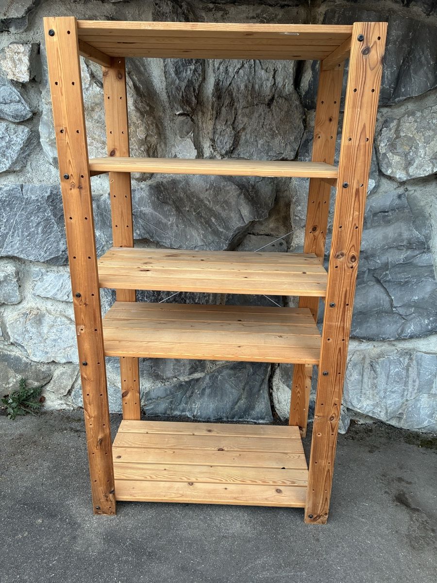 Scaffali: Holzregal – Usato da Faulensee venduto da Cinclus 1