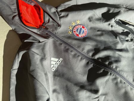 FC Bayern München Adidas Trainings Jacke Gr. 128 - Neu
