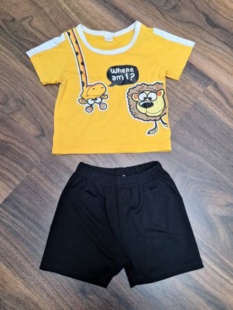 Kombi aus T-Shirt und kurzer Hose Grösse 80