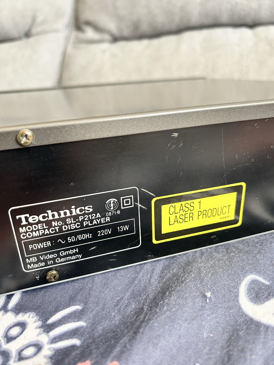 Technics Systèmes audio & multimédias: Technics SL-P212A Compact Disc Player guter Zustand – D'occasion à Pratteln par andi1977 7