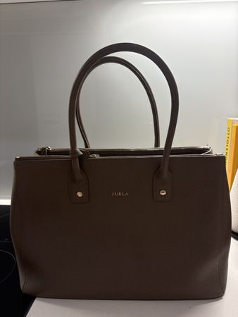 Handtasche Furla Leder braun neuwertiger Zustand