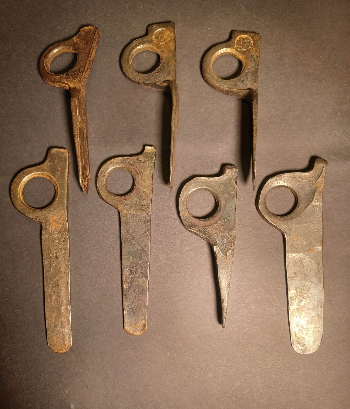 Set di posate: Antike Bergsteiger-Kletterhacken Eisen 10stk. – Usato da gais venduto da dun_c2xc 2