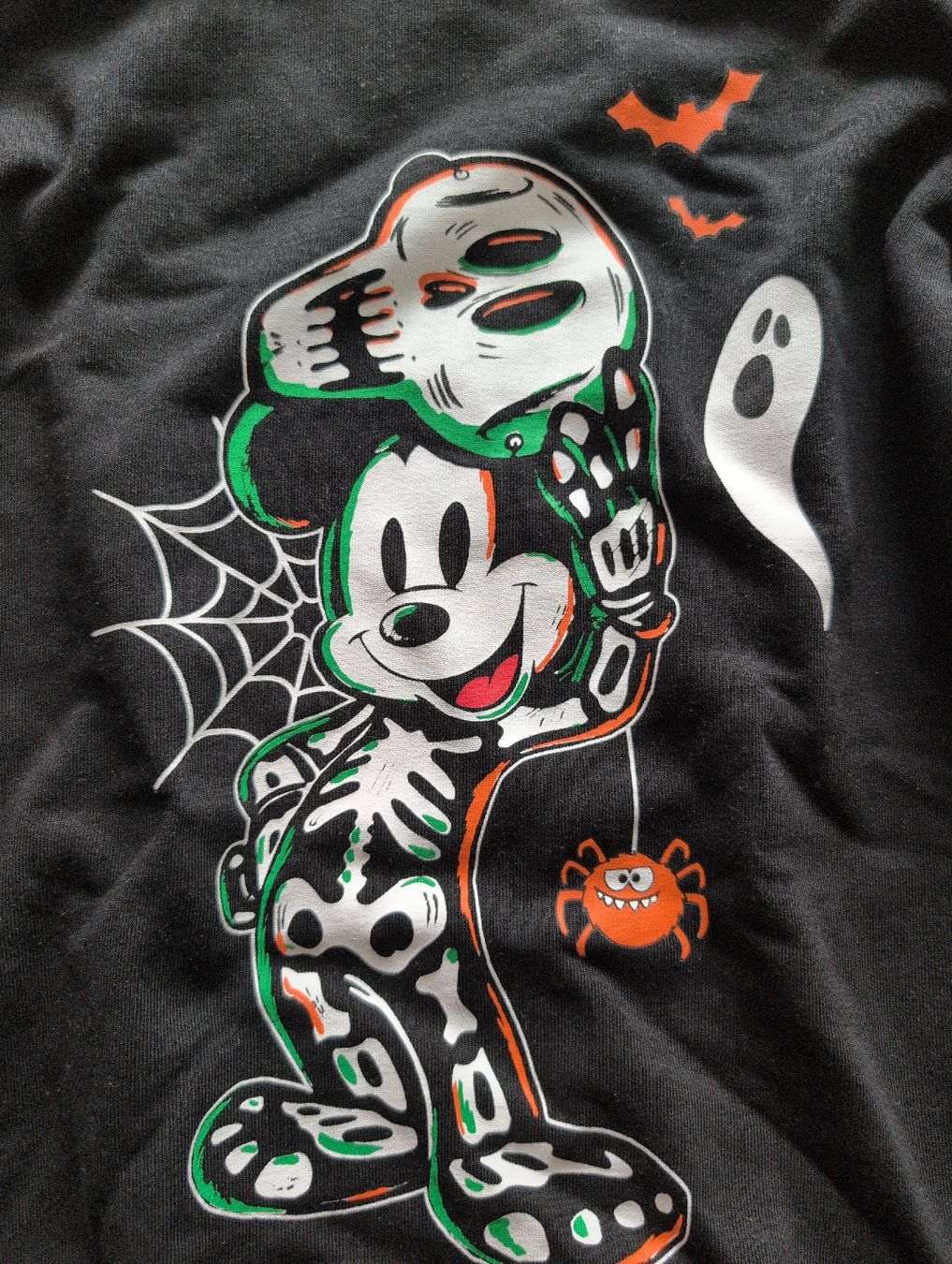 Maglioni & Felpe: Kinder Halloween Kapuzenpullover Mickey Mouse schwarz – Usato da Schwerzenbach venduto da _charme_ 1