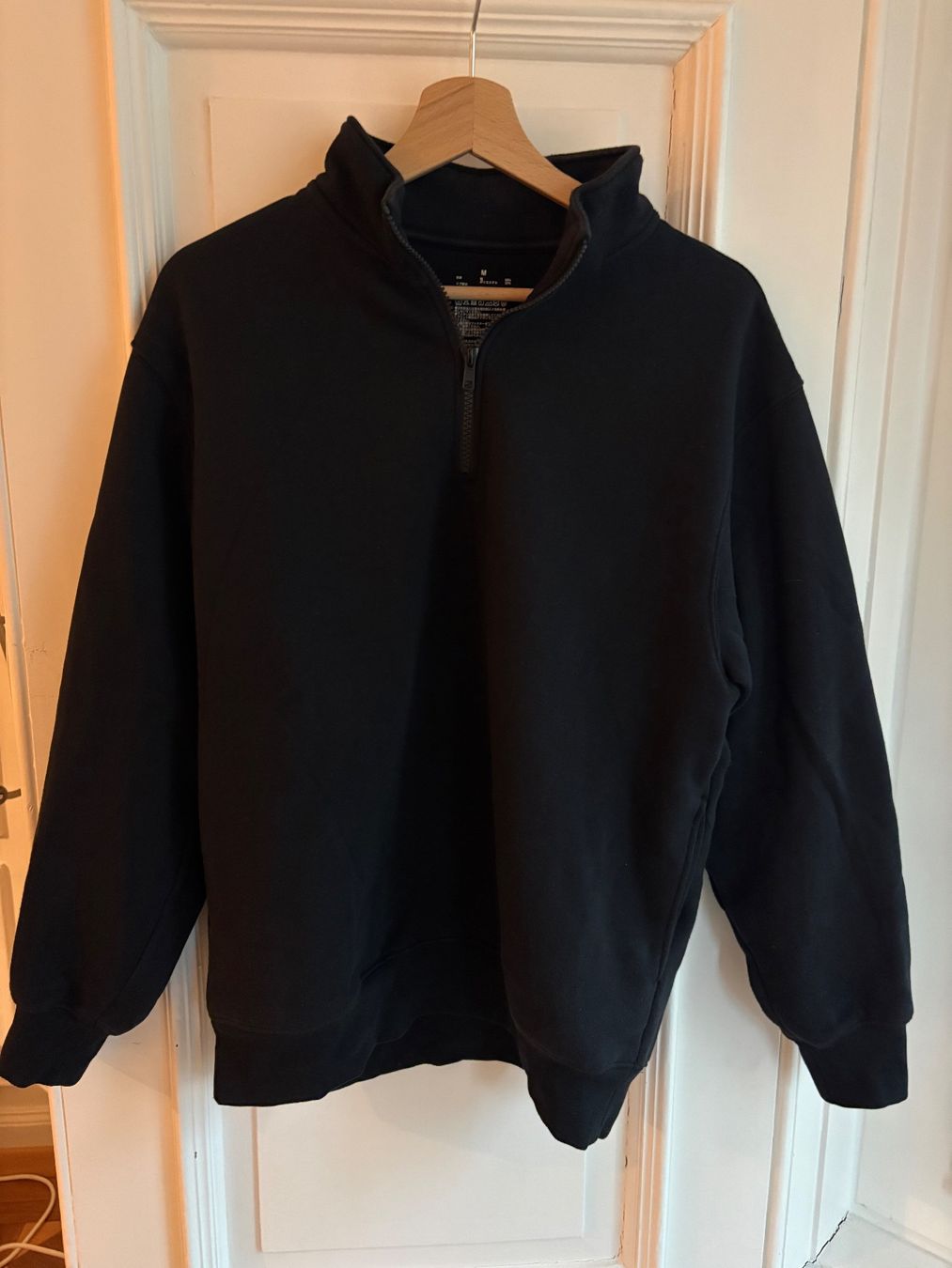 Muji Maglioni & Felpe: Schwarzer Quarter Zip – Usato da Zürich venduto da grace_li