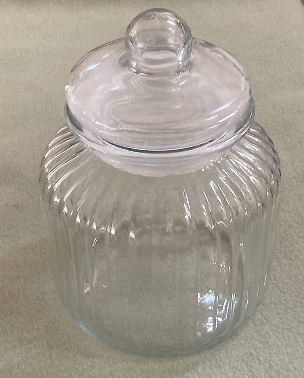Behälter & Ähnliches: Vorratsglas mit Deckel – Gebraucht aus Riehen von Albi2010