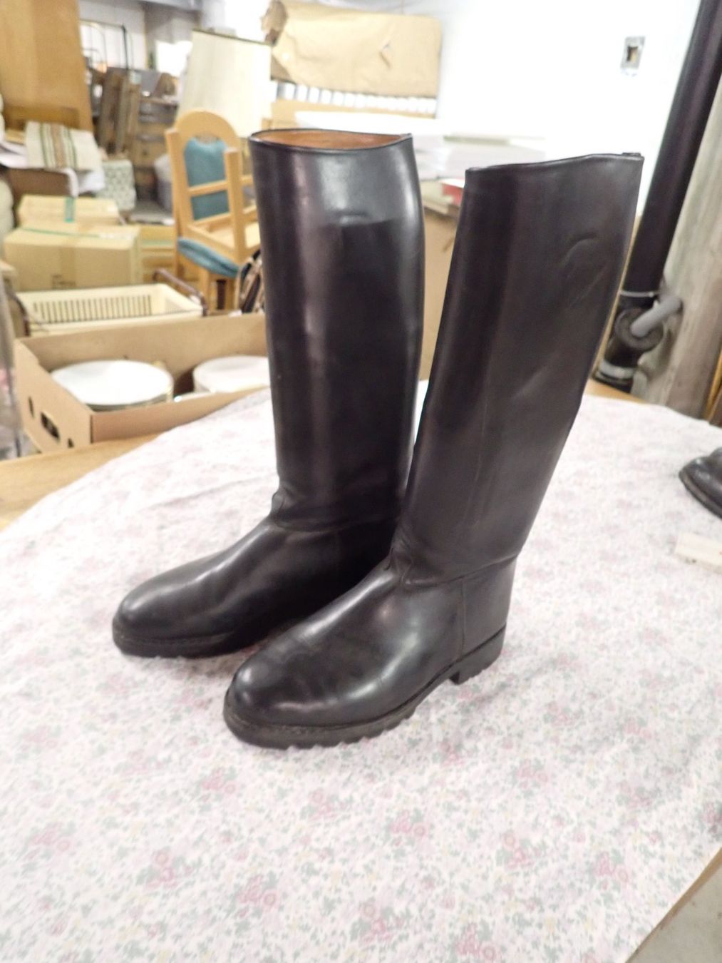 Scarpe da uomo: Reiterstiefel aus Leder – Usato da Wallisellen venduto da Mf1000