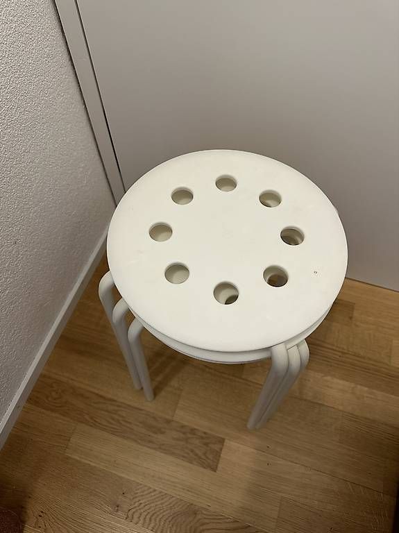 Tabourets: Hocker – D'occasion à Bern par rolena94 1