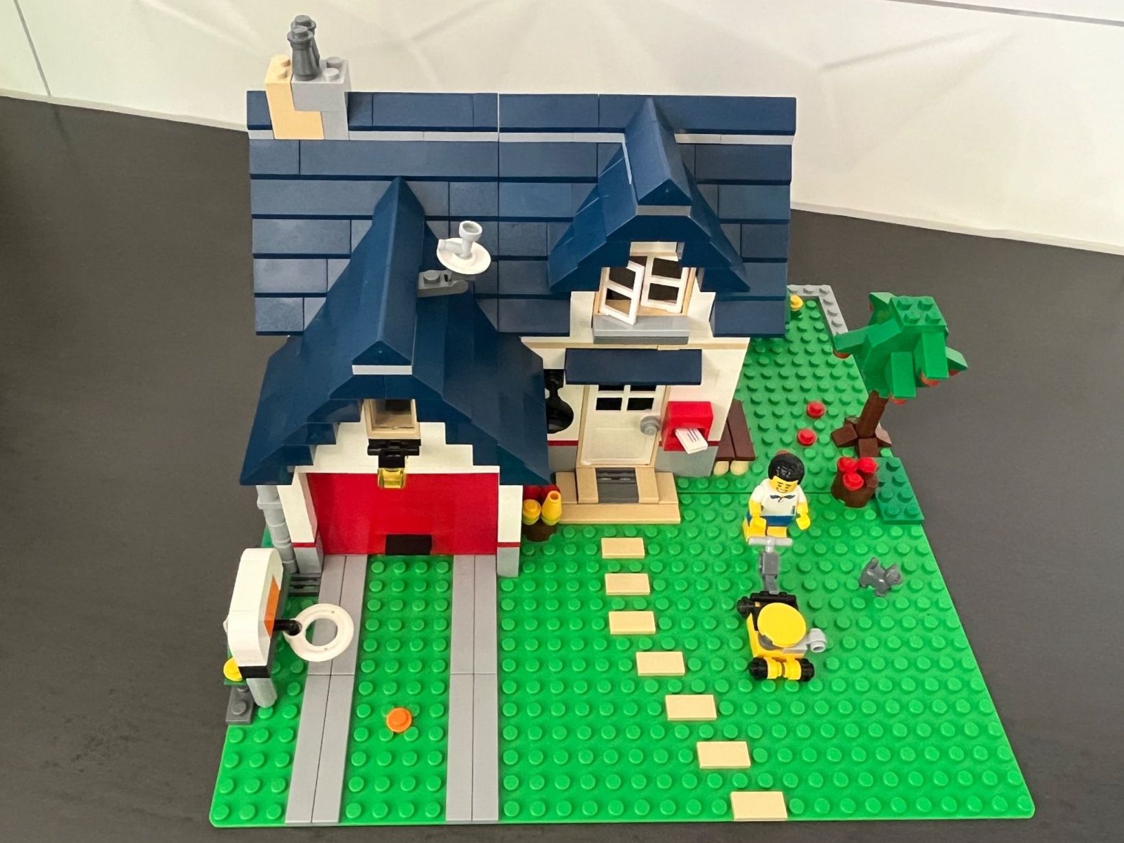 Lego Kit di costruzioni: Lego Creator 5891 - Maison avec garage – Usato da Chavornay venduto da HdesH 2