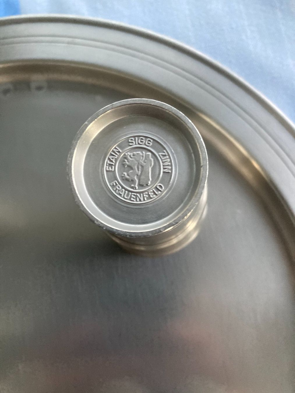 Tutte le decorazioni: Zinnset mit Kanne,Becher,Tablett – Usato da Luzern venduto da Hhuber2 6