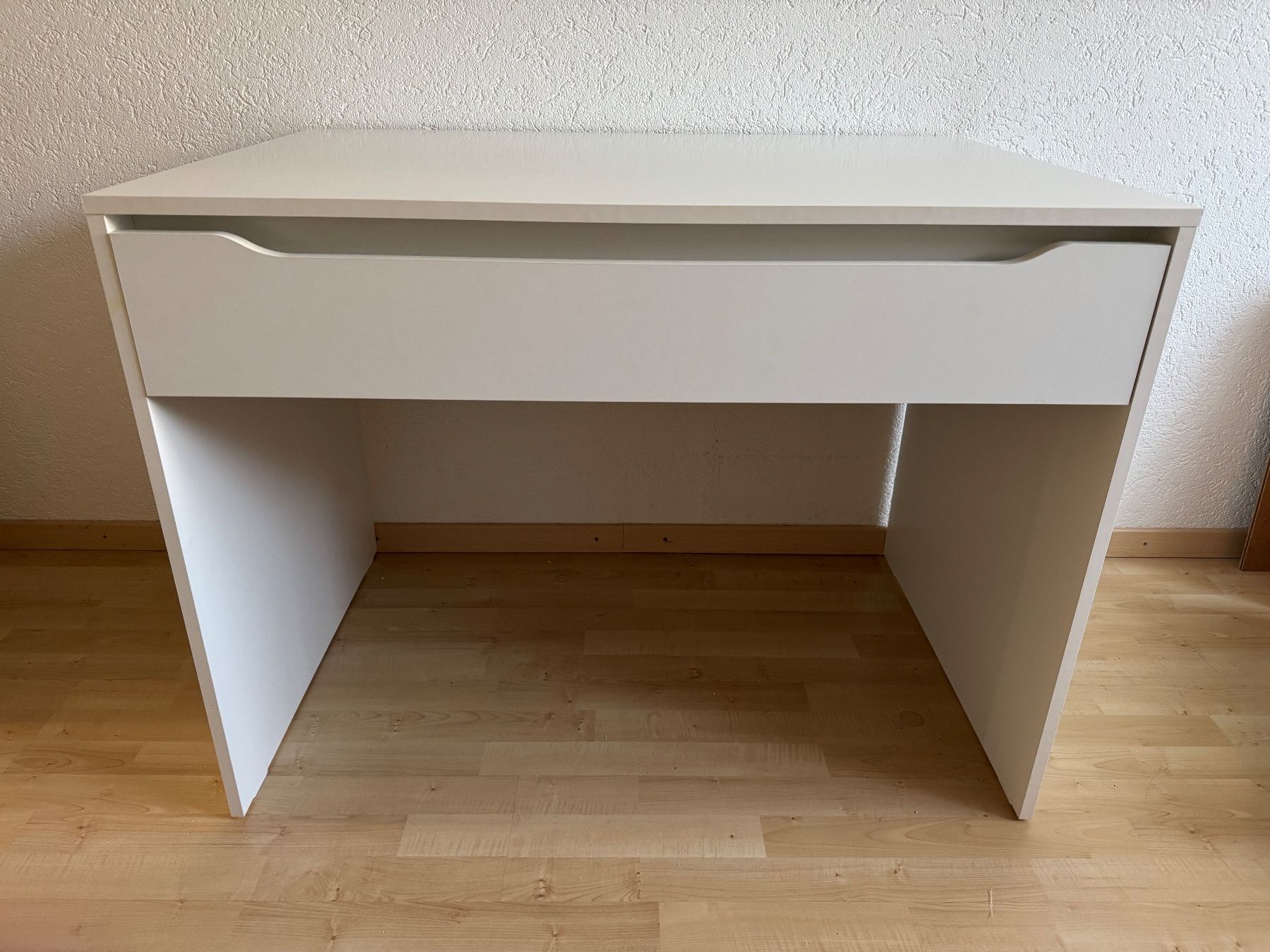 Schreibtische: Schreibtisch – Neu (gemäss Beschreibung) aus Schafisheim von ott_5gkh