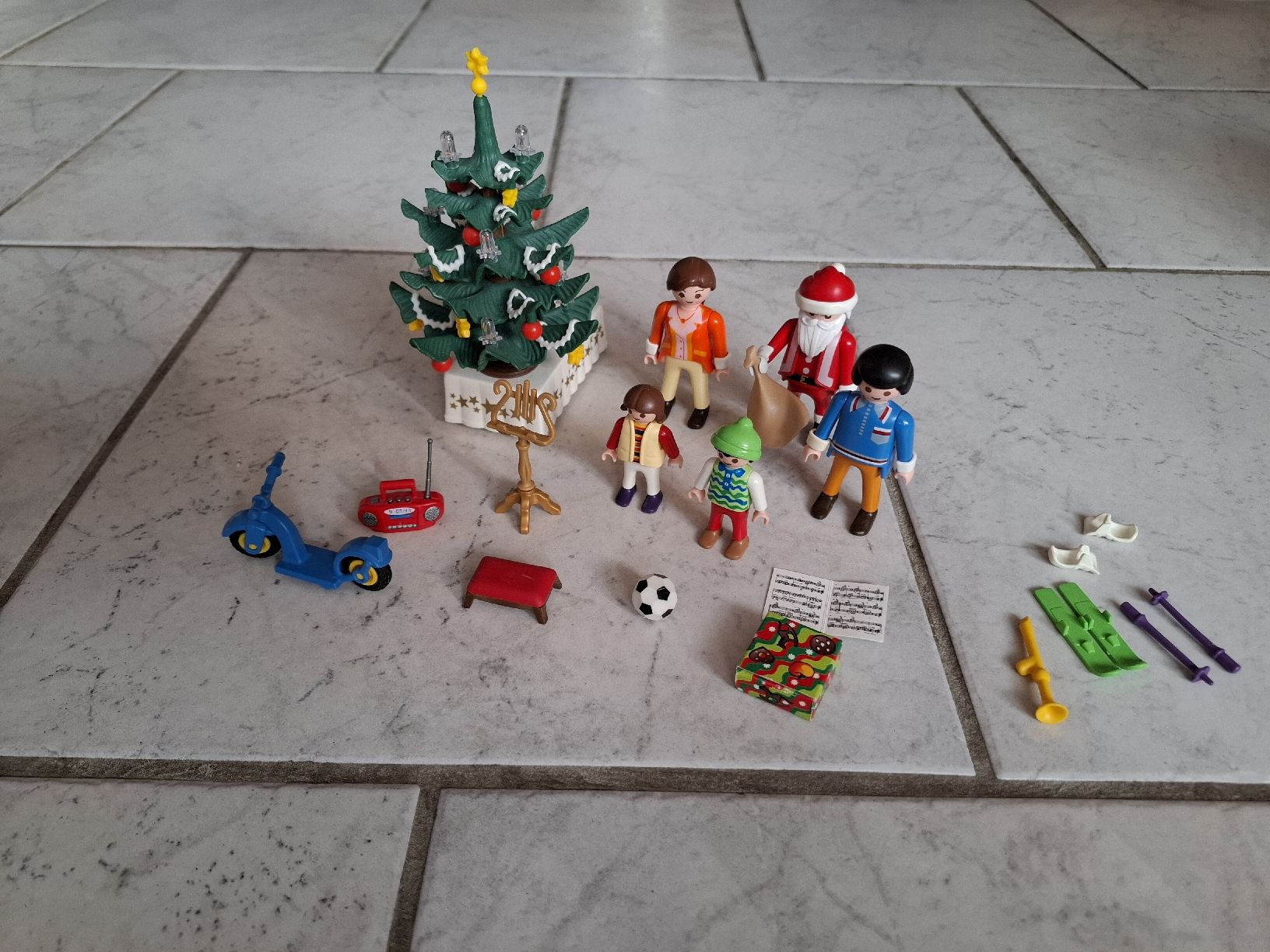 Playmobil Giocattoli: Playmobil Weihnachten 3931 – Usato da Rafz venduto da Isidorro1