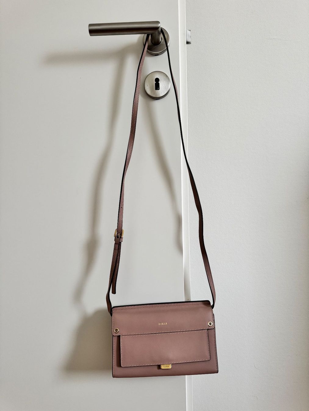 Furla Borse da donna: Furla Umhängetasche, NEU! – Nuovo (secondo la descrizione) da St. Gallen venduto da nikolasbong 2