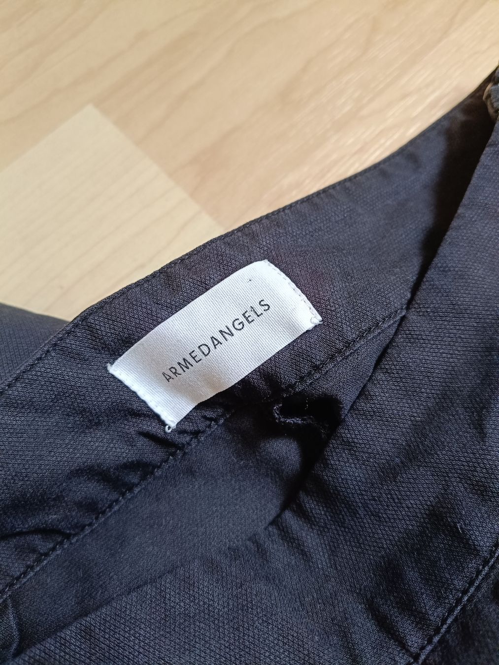 Armedangels Hosen: ARMEDANGELS Culotte Hose, schwarz – Gebraucht aus Adliswil von Vimovi 1