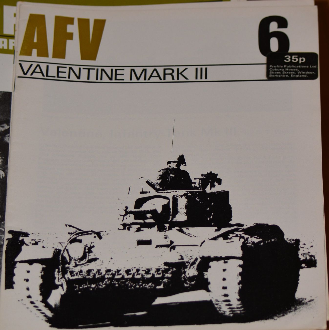 Riviste & Magazine: AFV Nr.6 - Valentine Mark III – Usato da Basel venduto da Dogana