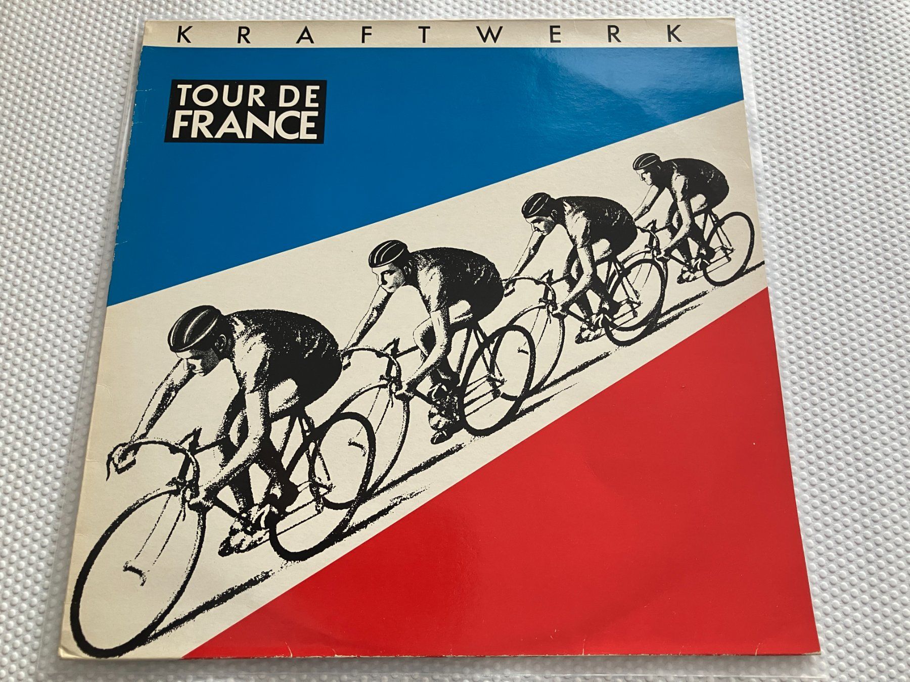 Dischi in vinile: Kraftwerk – Usato da Aarwangen venduto da Jukebox3