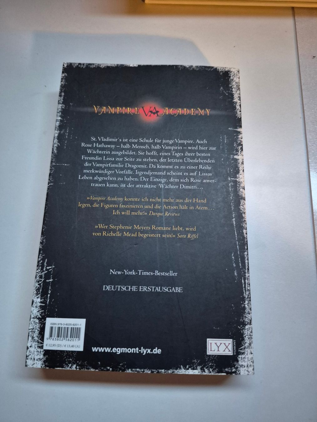 Libri: Vampire Academy Band 1: Blutschwestern – Usato da Interlaken venduto da cri_d9sz 1