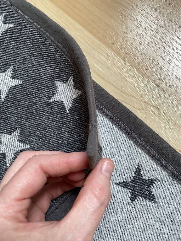 Coperte: Weiche Kuscheldecke Sterne 190x150cm Grau Anthrazit – Usato da St. Gallen venduto da K_Blum 2