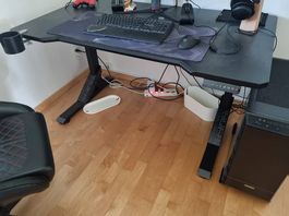 Gaming Tisch