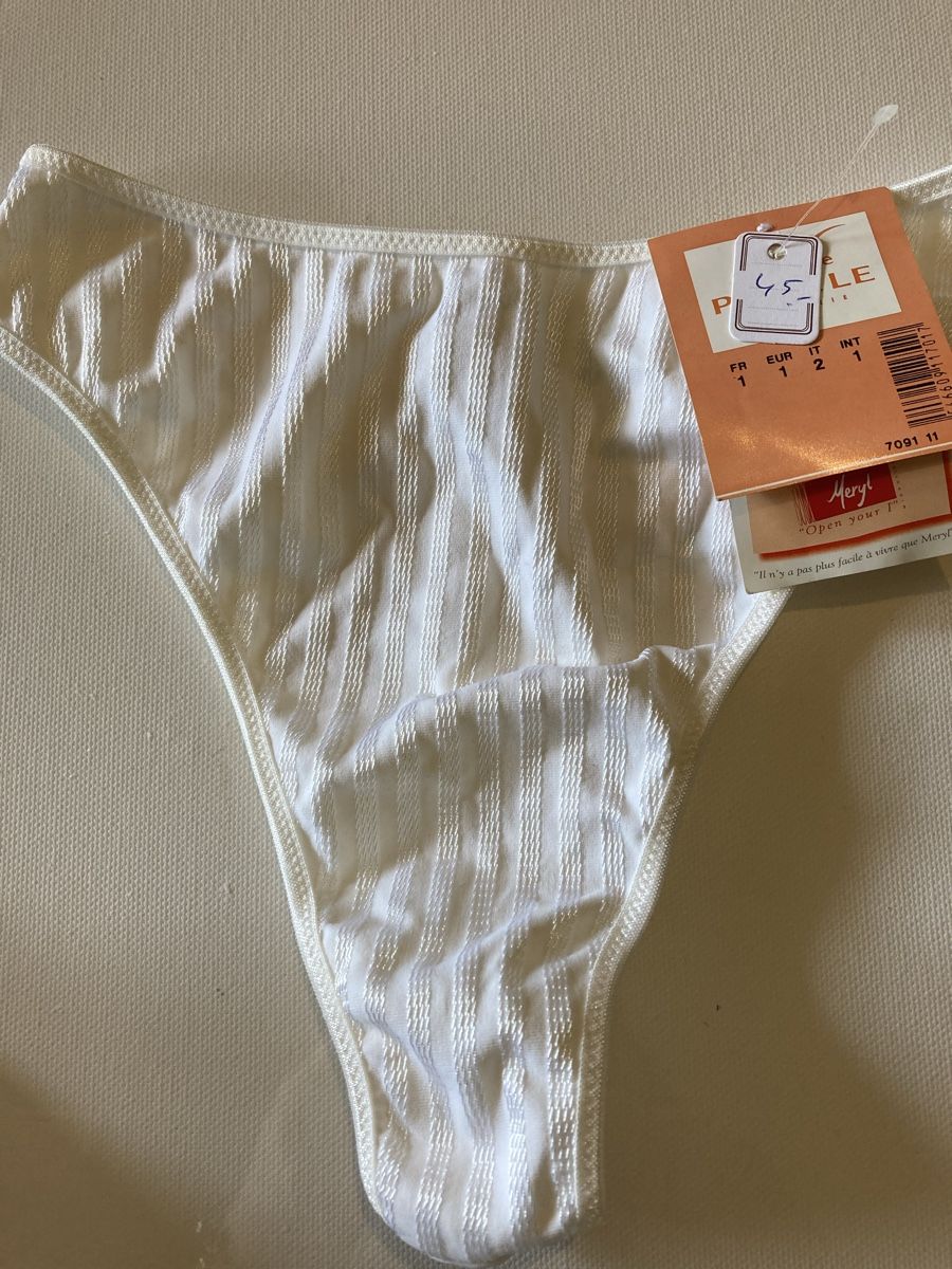 Altra biancheria intima: String neuf taille S. Simone Pérèle – Nuovo e nell'imballaggio originale da Orbe venduto da Jade333 1