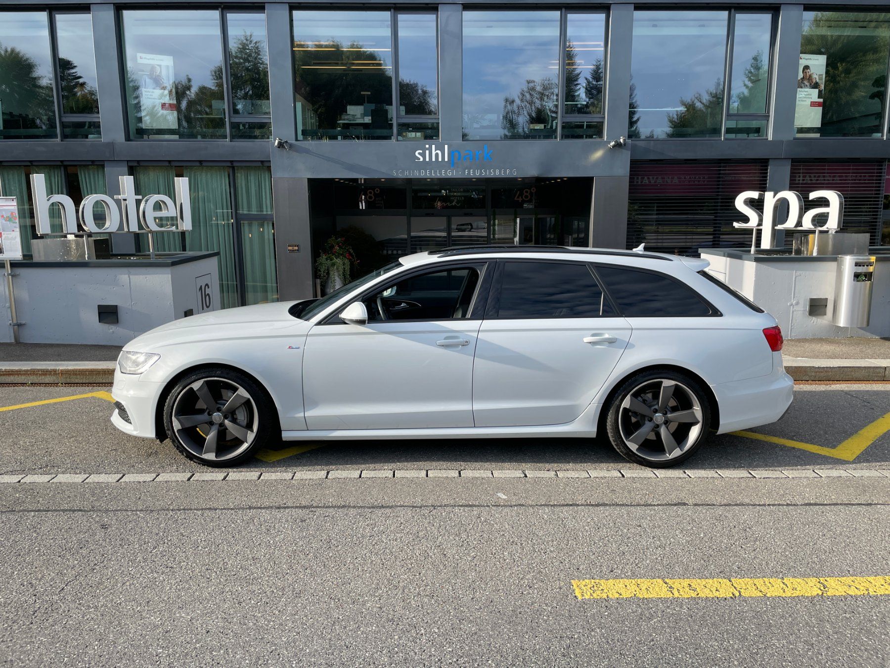 Audi Automobili: AUDI A6 Avant 3.0 BiTDI V6 quattro tiptronic – Usato da Schindellegi venduto da GCT_AG_Autos 1