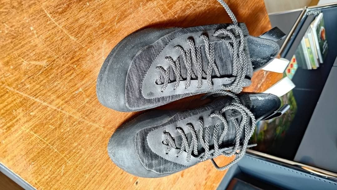 Black Diamond Herrenschuhe: Black Diamond Momentum 41 – Gebraucht aus Unterseen von Filip_L
